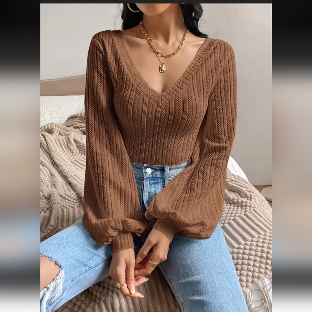 Women's Design Brown Casual Shirt With Bishop Sleeve, Front & Back V-neck. Large